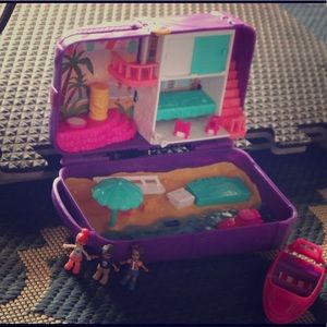 Polly Pocket Backpack-Used-In Well Condition